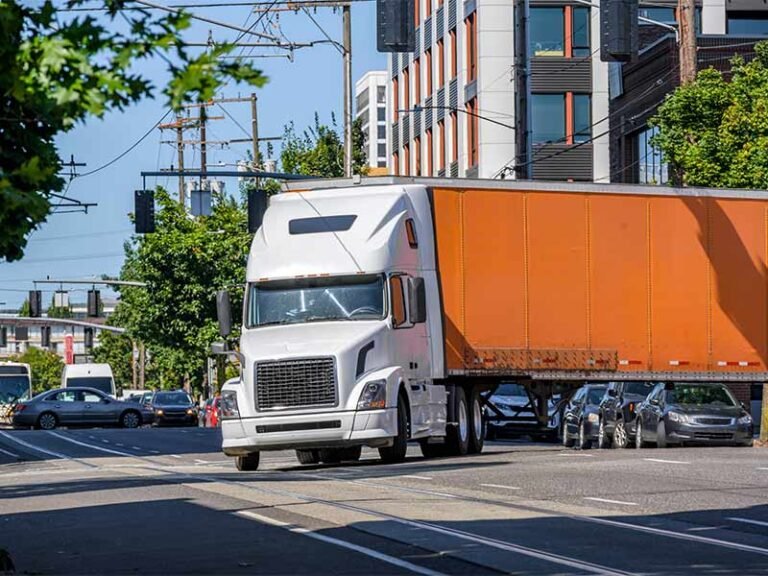 Qué año se debe tener en cuenta para la patente E 14 camion pesado en carretera despejada