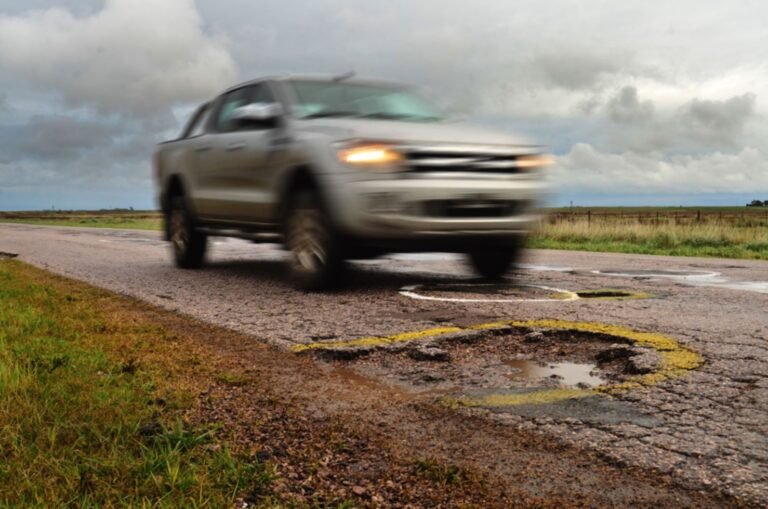 combis en ruta hacia pigue