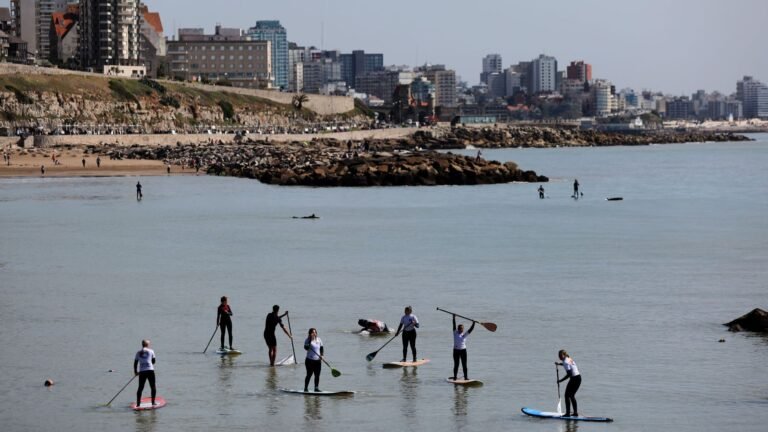 deporte en la playa mar del plata