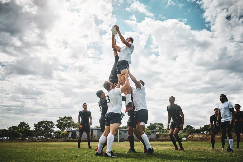 Qué actividades deportivas ofrece el Sport Club Plaza San Martín