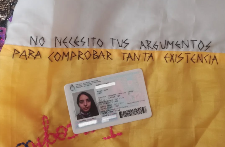 Cómo saber el año de nacimiento según el DNI en Argentina 12 dni argentino con fondo cultural