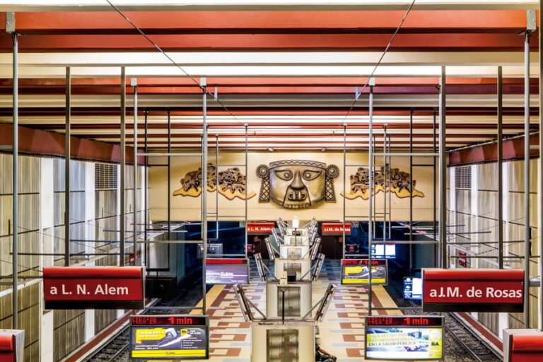 estacion de subte moderna en buenos aires
