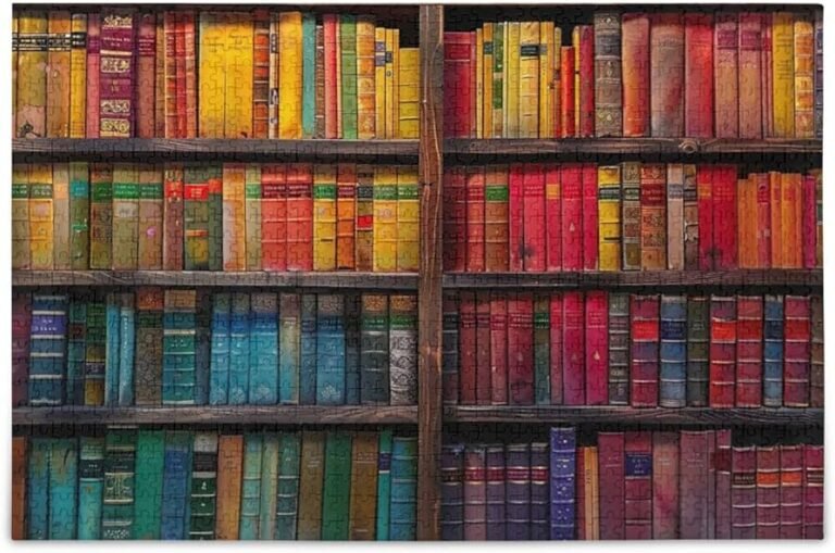 estanteria repleta de libros antiguos