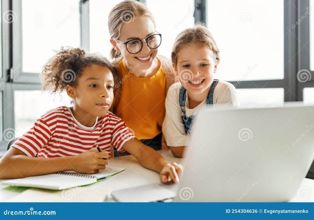 Cómo puedo anotarme para recibir la ayuda escolar en Argentina