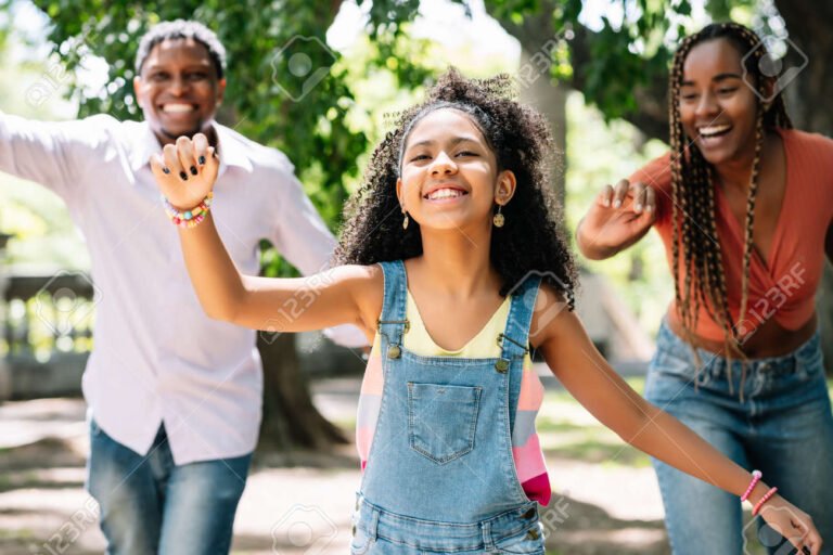 familia disfrutando de un dia juntos