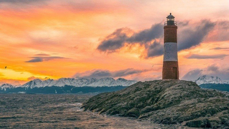Qué historia y curiosidades tiene el Faro del Fin del Mundo en Tierra del Fuego