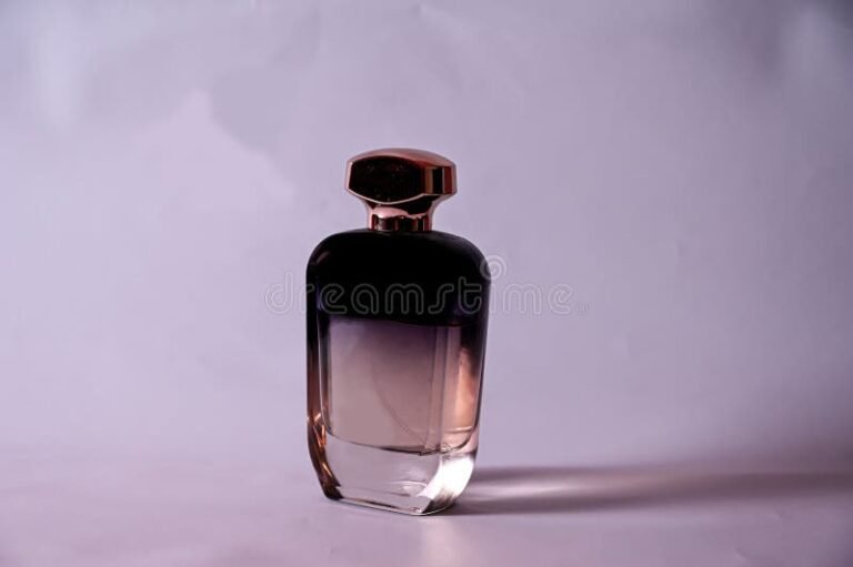 frasco elegante de perfume en un fondo hermoso