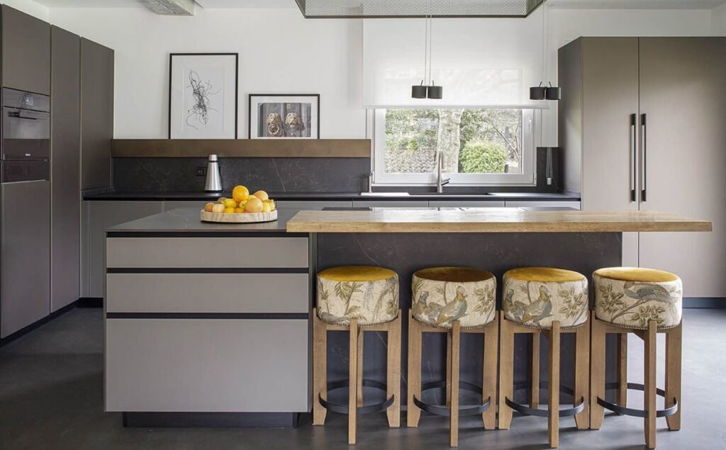 Cómo realizar refacciones efectivas en cocinas y baños