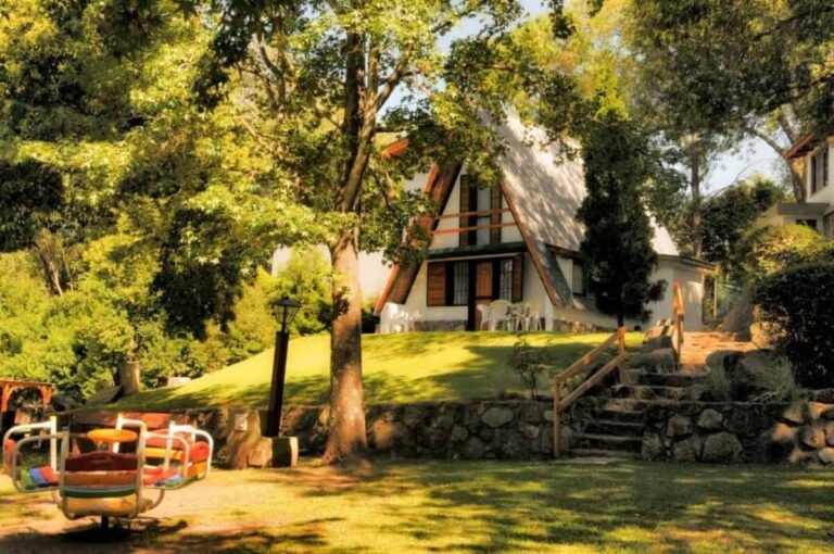 Qué actividades y servicios ofrece Green House en Villa General Belgrano 30 jardin vibrante en villa general belgrano