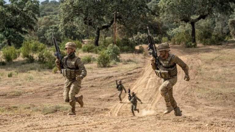Cuáles son los requisitos para ingresar al ejército argentino 19 jovenes en entrenamiento militar argentino