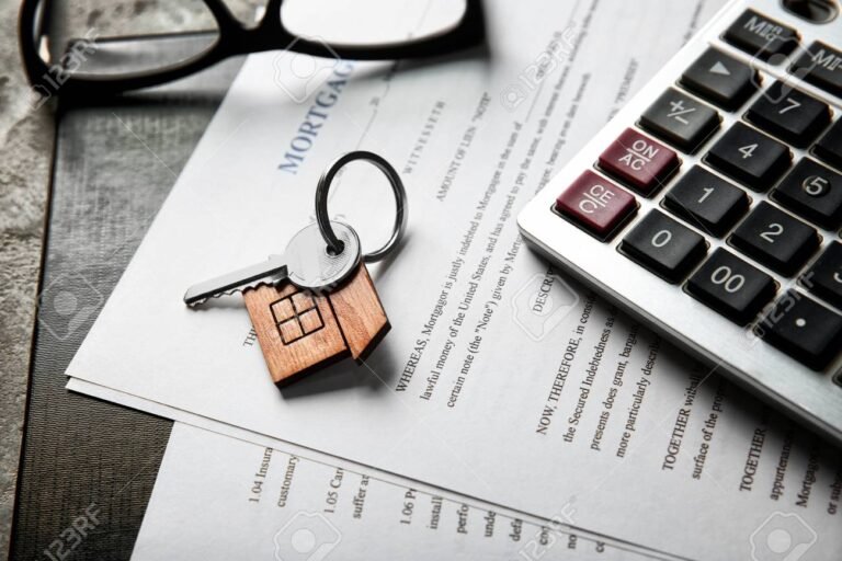 Qué hacer si no tengo contrato de alquiler y me quieren echar 5 llave de casa sobre un contrato vacio