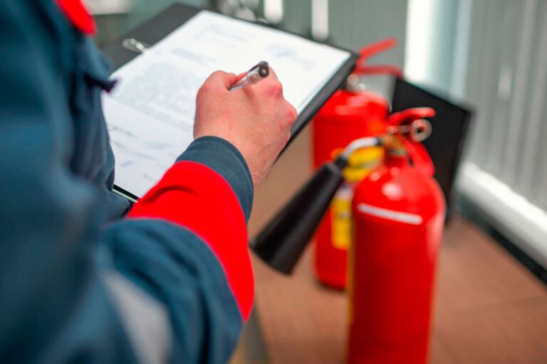 Cómo puedo recargar matafuegos en Florida, Vicente López 13 matafuego en un entorno urbano