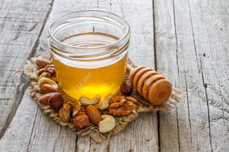 Qué beneficios y usos tiene la miel de caña de azúcar 30 miel de cana en un tarro rustico