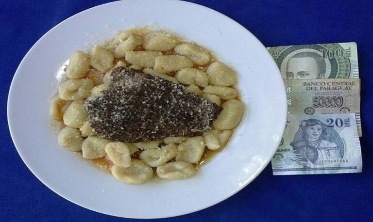 Por qué se coloca una moneda debajo del plato de ñoquis 14 moneda debajo de un plato de noquis