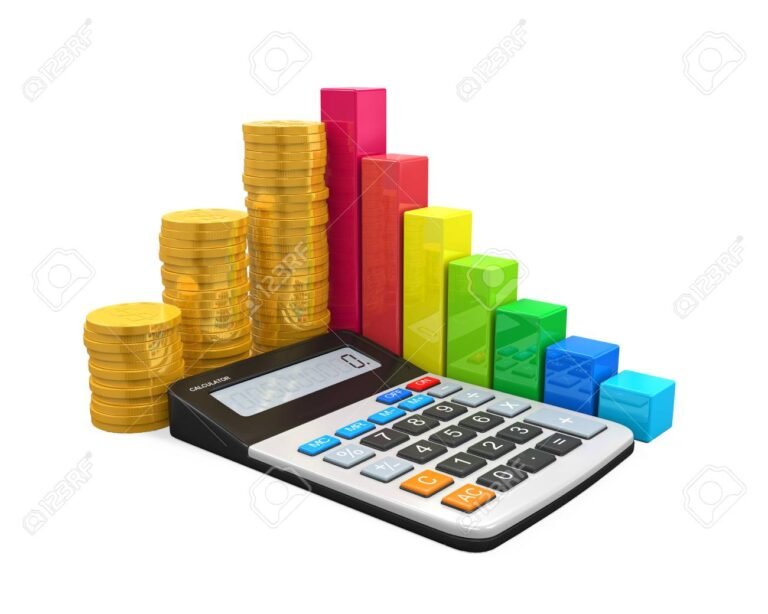 monedas sobre una calculadora y graficos