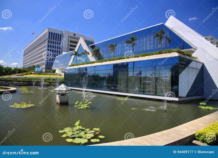 Cómo puedo contactar al consulado español en Bahía Blanca 3 oficina consular en un edificio moderno