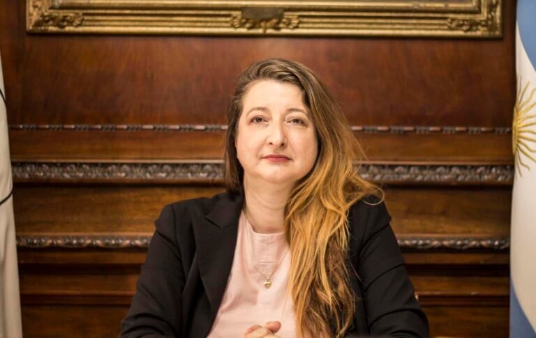 Dónde puedo encontrar el teléfono de la Defensoría del Pueblo CABA 1 oficina de la defensoria del pueblo caba