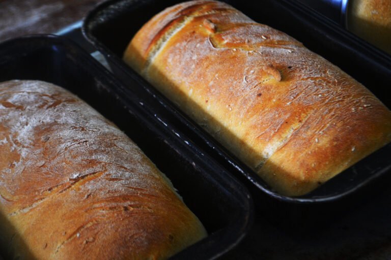 Qué es el pan finito y dónde probarlo en Mar del Plata 3 pan finito en una tabla de degustacion