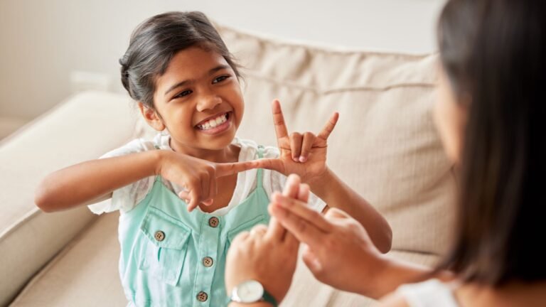 Qué curso online de lenguaje de señas es el más recomendado 15 persona aprendiendo lenguaje de senas