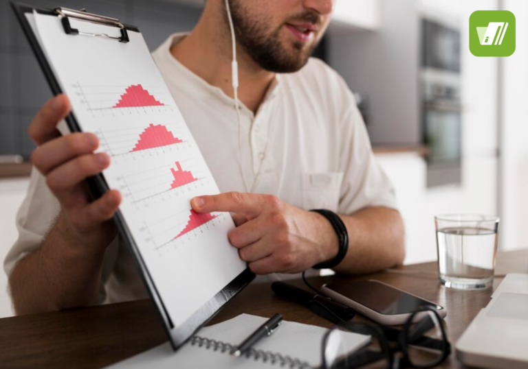 Cuánto dinero puede prestarte el Banco Macro según tu perfil 22 persona revisando opciones de prestamo en linea