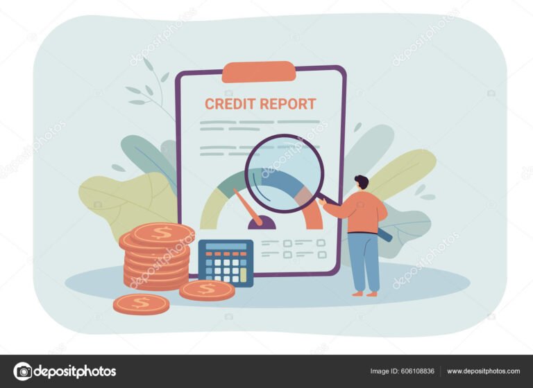 persona revisando su informe de credito