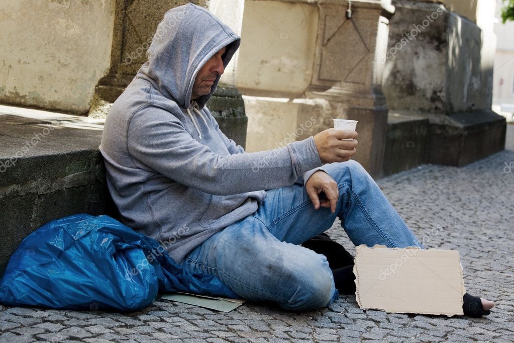 Qué significa ser trabajadores sin ingresos formales en la economía