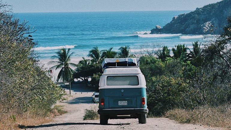 Dónde encontrar servicios de combi entre Monte Hermoso y Bahía Blanca