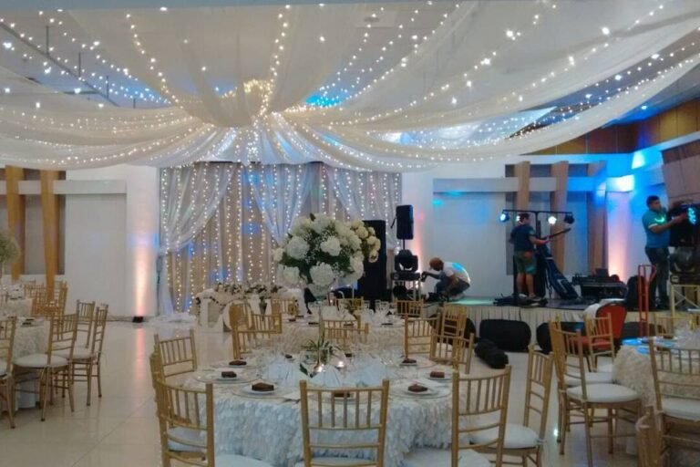 Dónde se encuentra Luz de Luna, el salón de fiestas ideal 3 salon de fiestas elegante con luces suaves