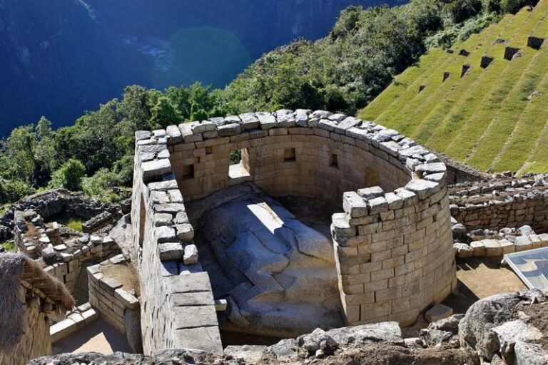 Qué es el Templo del Sol en Machu Picchu y su significado 2 templo del sol en machu picchu