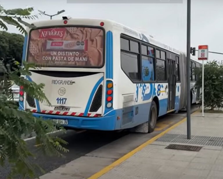 Cómo llegar al Aeroparque Jorge Newbery desde diferentes puntos de Buenos Aires 17 transporte publico hacia aeroparque jorge newbery