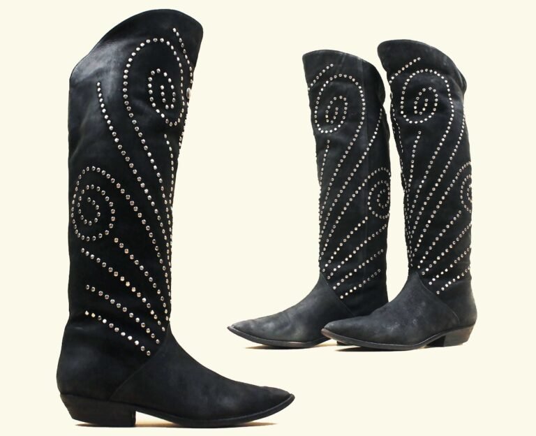 Cuántos pares de botas se forman con tres botas 26 tres botas en circulo