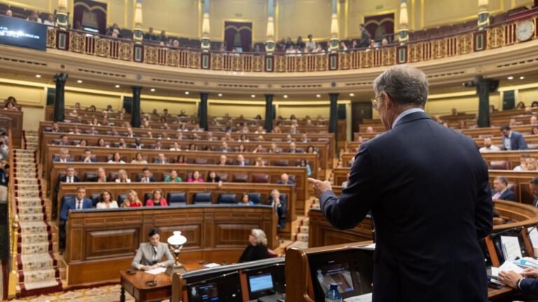Dónde puedo ver en vivo el juicio por la obra pública 1 tribunales de justicia con publico expectante